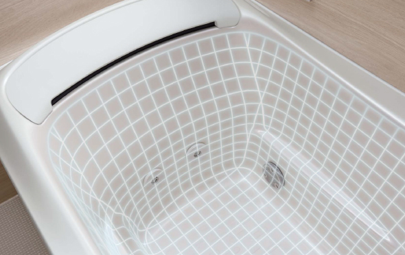 浴缸形状采用人体工程学设计